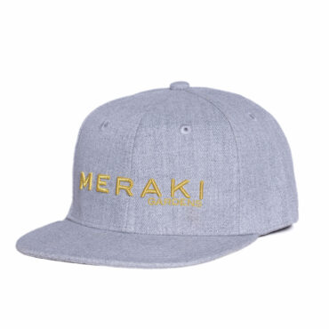 This Meraki Gardens grey hat has an urban attitude thanks to the iconic flat bill and old-school snapback closure.

Fabric: 100% cotton